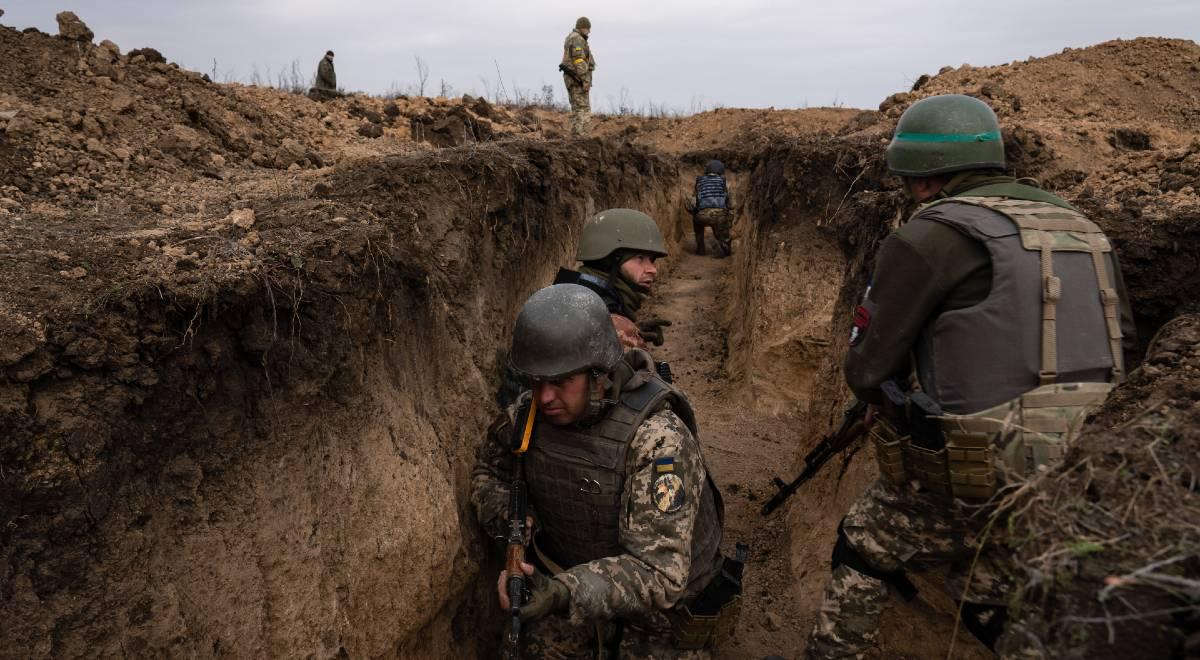Linia Dniepru pod kontrolą ogniową ukraińskich wojsk. Rosjanie się wycofują