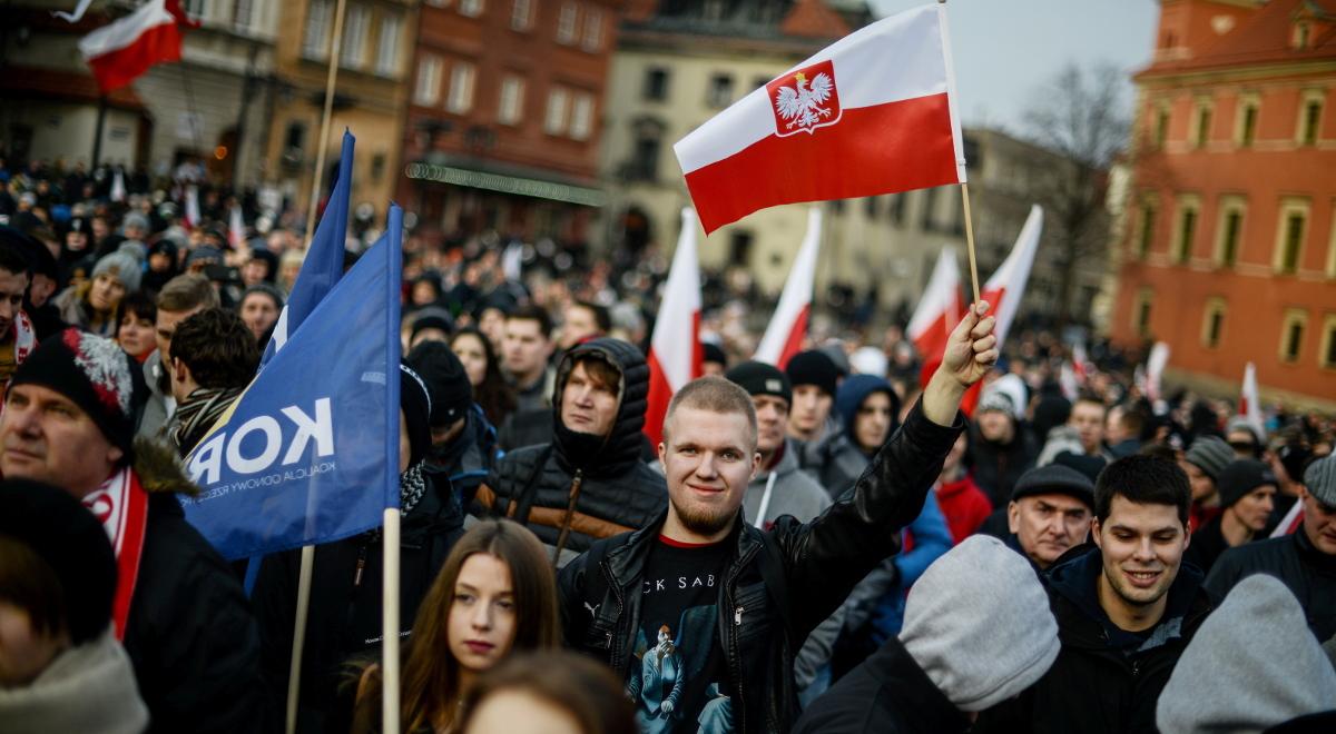 Manifestacja "Przeciw islamizacji Europy" w Warszawie. "Chcemy powstrzymać falę najazdu osób z obcych kręgów kulturowych"