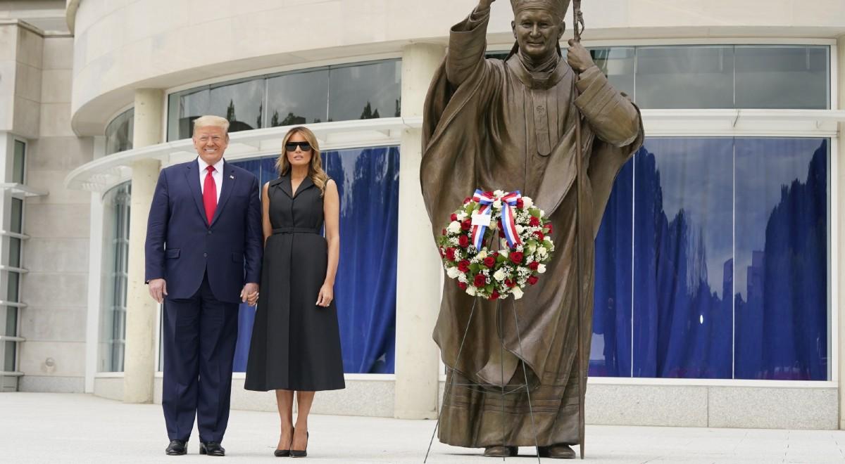 Prezydent USA Donald Trump oddał hołd św. Janowi Pawłowi II