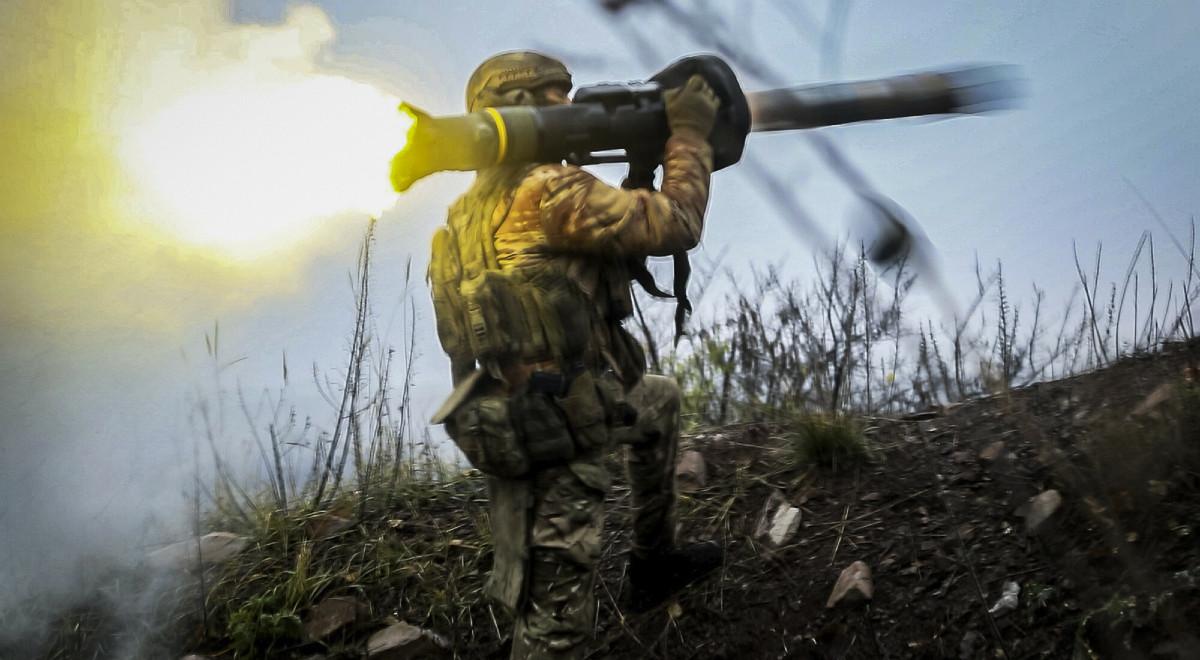 Ukraina oczekuje dostaw broni. Doradca Zełenskiego o "ważnym akcie wsparcia"