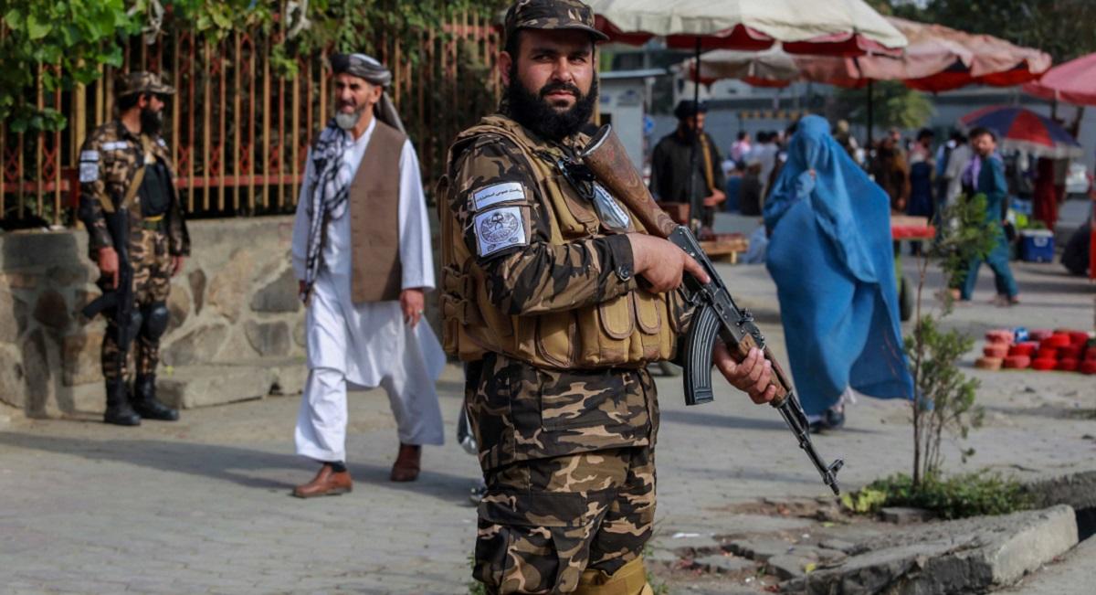 Zamach bombowy w Afganistanie. Wielu zabitych i rannych