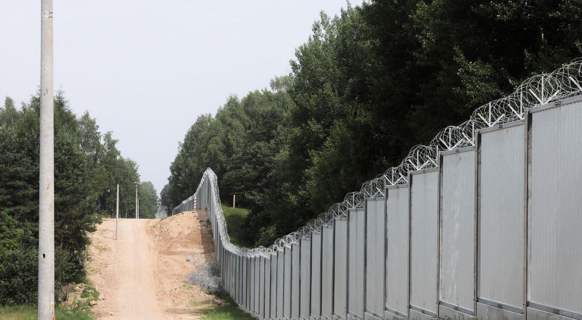 Opozycja zmieniła zdanie ws. muru na granicy z Białorusią? Poznaliśmy stanowiska klubów