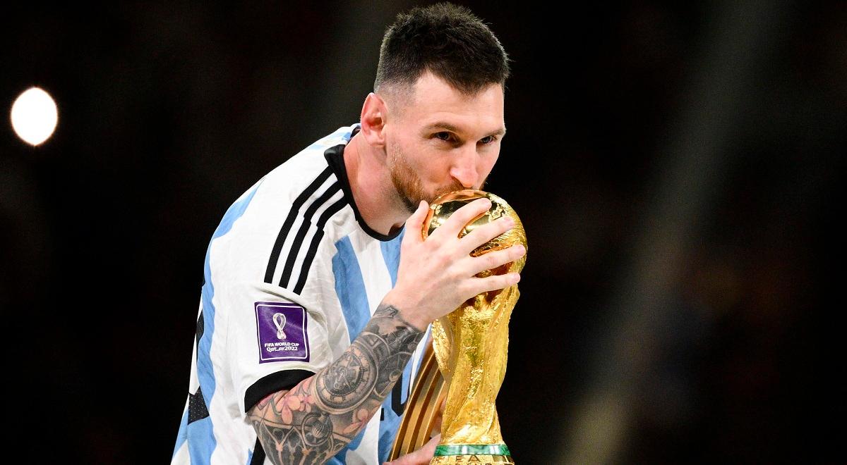 Leo Messi zamienił żonę na puchar. Zdjęcie argentyńskiego gwiazdora robi furorę [FOTO]