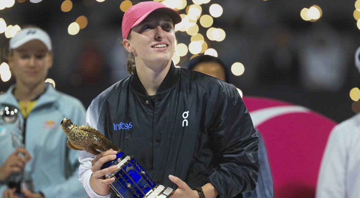 WTA Doha: Iga Świątek wytrzymała presję w meczu z Rybakiną. "Bardzo ciężko było o tym nie myśleć"