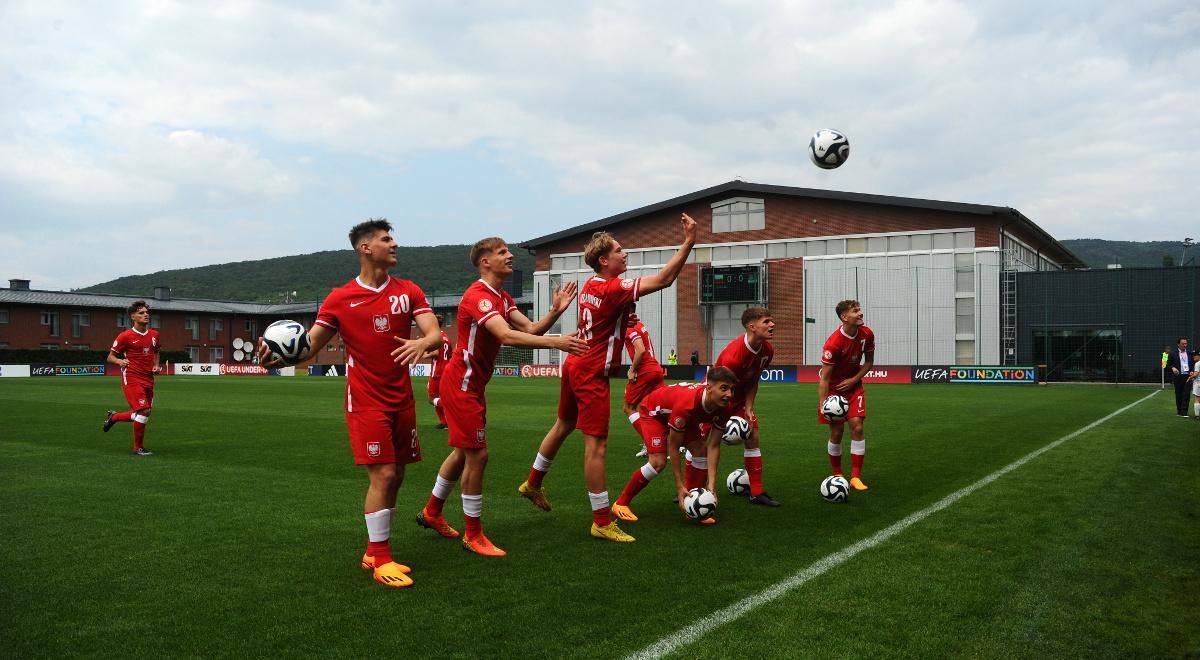 ME U17 w piłce nożnej: polscy juniorzy robią furorę. Media: wielkie kluby ich obserwują 