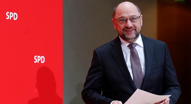 Emmanuel Macron zachęca Martina Schulza, by zawarł koalicję rządową