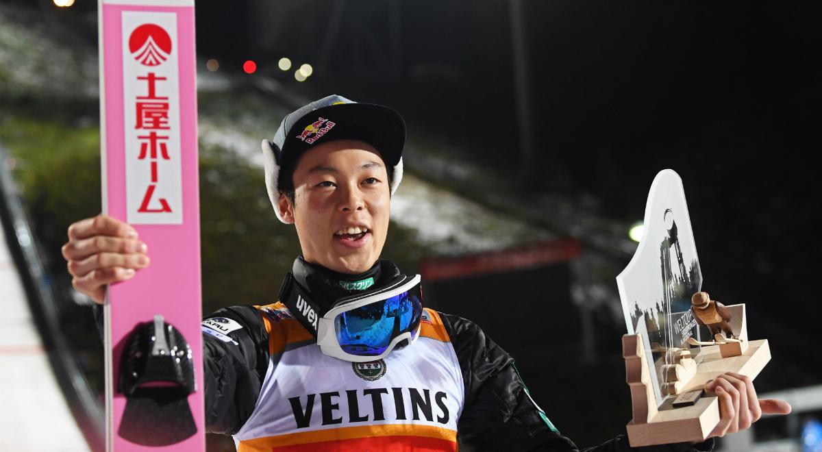 Skoki narciarskie: Ryoyu Kobayashi wrócił do wielkiej formy. Polacy poza podium 