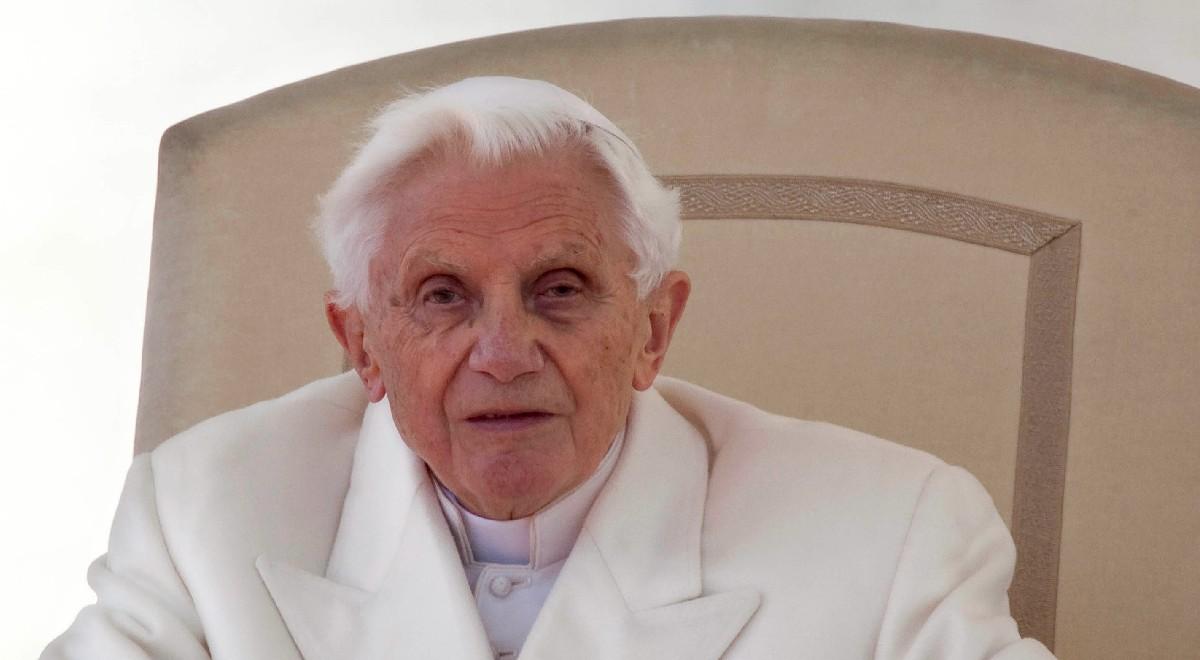 Stan zdrowia Benedykta XVI. Polski Episkopat apeluje o modlitwy za emerytowanego papieża