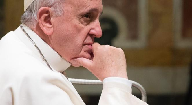 Papież Franciszek ostrzega kardynałów: światowe życie potrafi zamroczyć