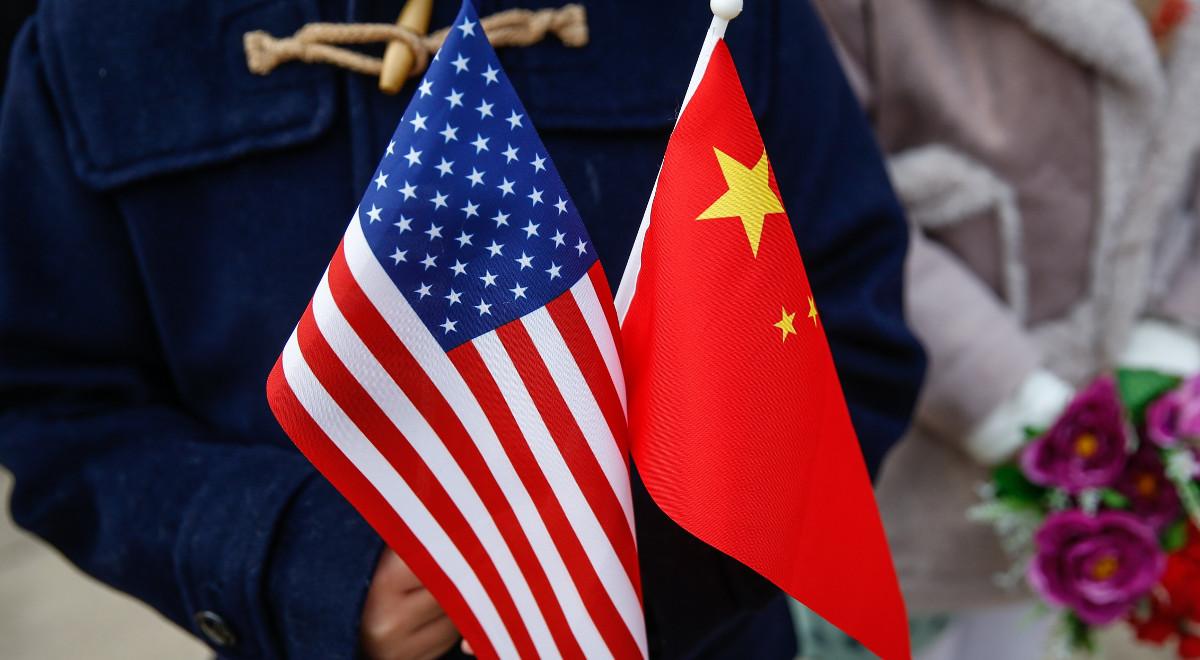 "USA ingerują w nasze wewnętrzne sprawy". Chiny ogłosiły sankcje wobec amerykańskich polityków
