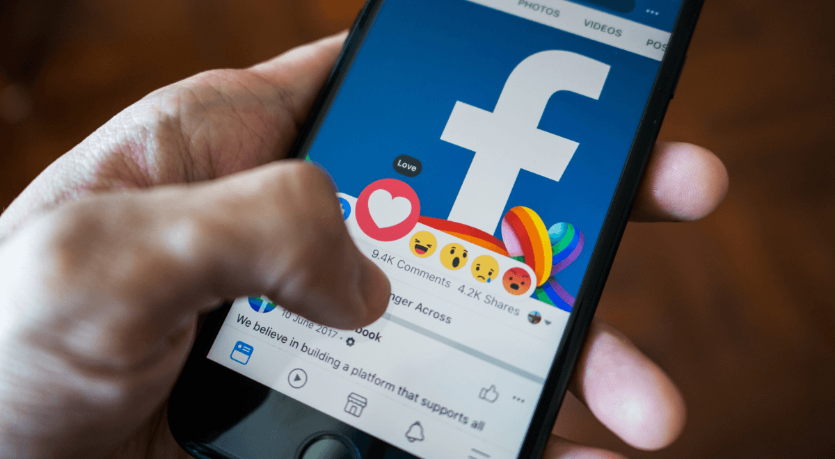 Marek Balt: Facebook to prywatna firma, która ma swój regulamin