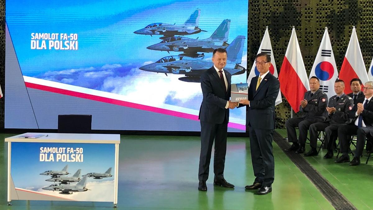 Szef MON zatwierdził umowę na dostawę samolotów FA-50 dla polskich sił powietrznych