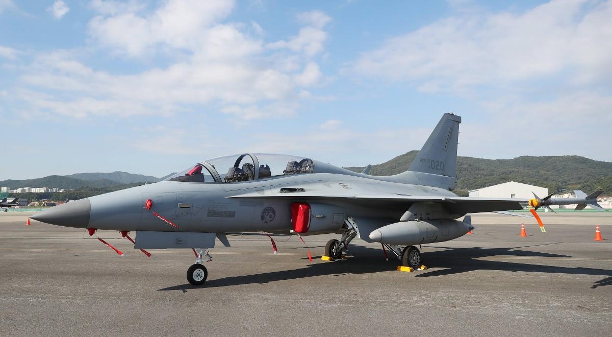 Zakup myśliwców FA-50 dla Polski. "Infrastruktura lotnictwa wojskowego jest gotowa na ich przyjęcie"