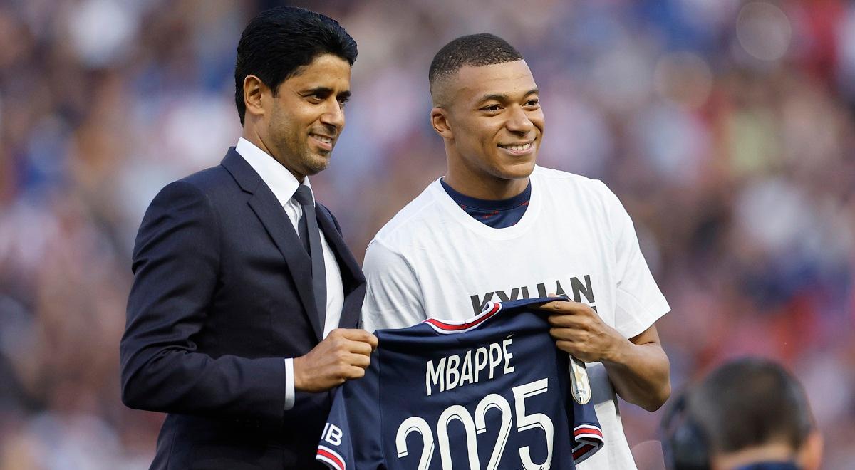 Oficjalnie: Kylian Mbappe zostaje w PSG. Francuski gwiazdor nie dla Realu Madryt
