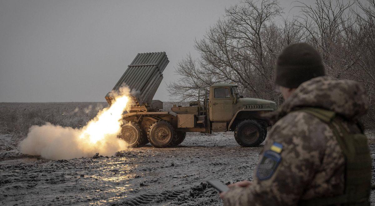 "Rosjanie kontrolują niebo". Zełenski tłumaczy, co blokuje działania wojsk ukraińskich