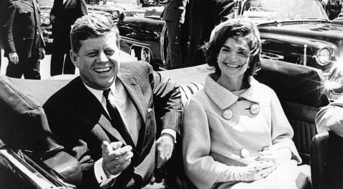 Nowe fakty ws. śmierci Kennedy'ego. Opublikowano tylko część akt