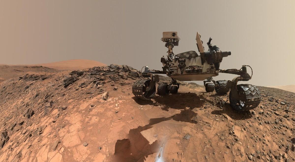 "Krok w stronę załogowego lotu na Marsa". Ekspert o lądowaniu łazika Perseverance