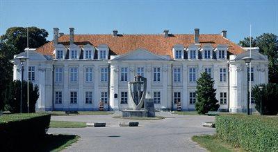 Wolbórz – barokowy pałac przekształcony w szkołę zawodową