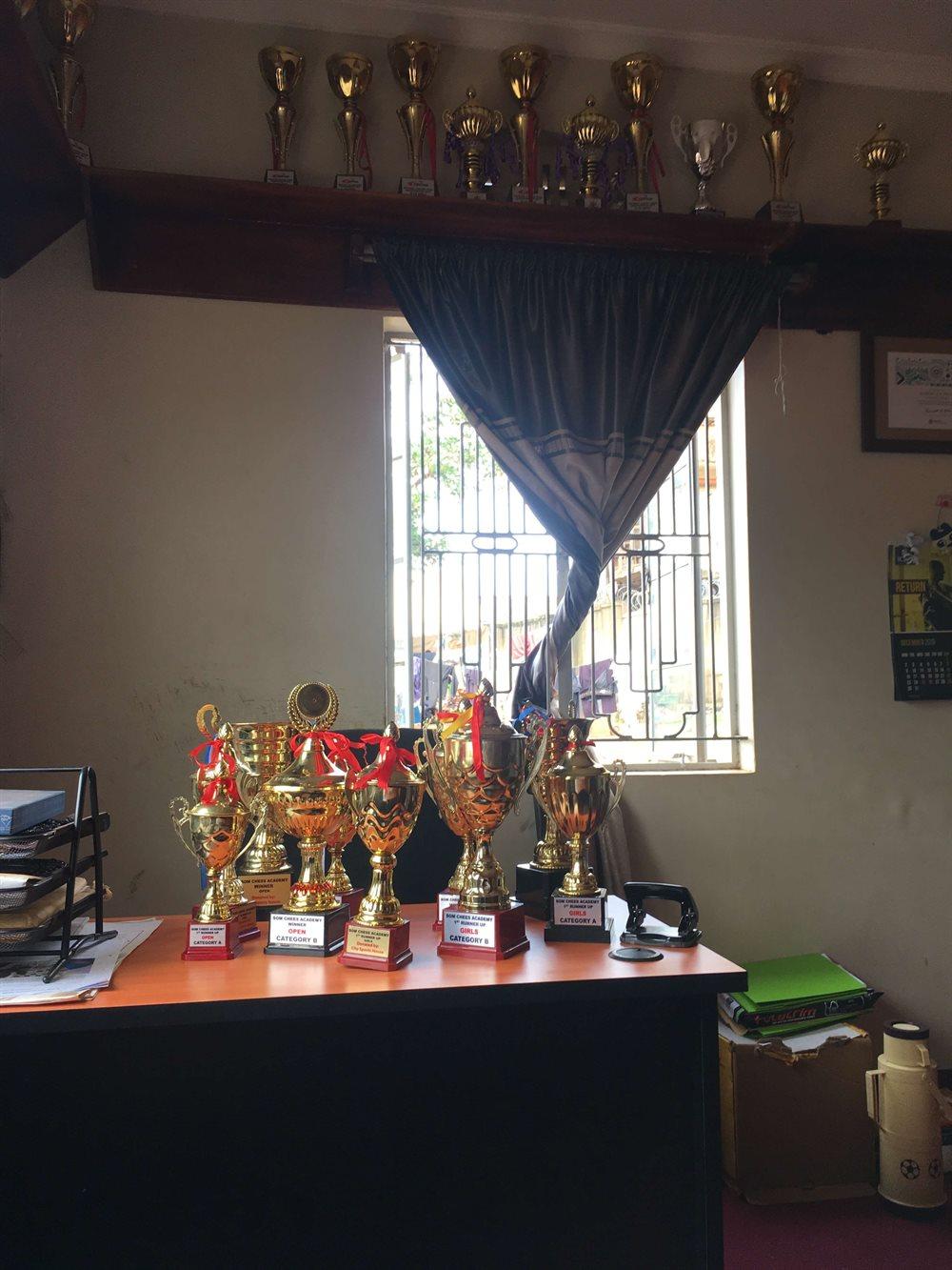 SOM Chess Academy w Kampali