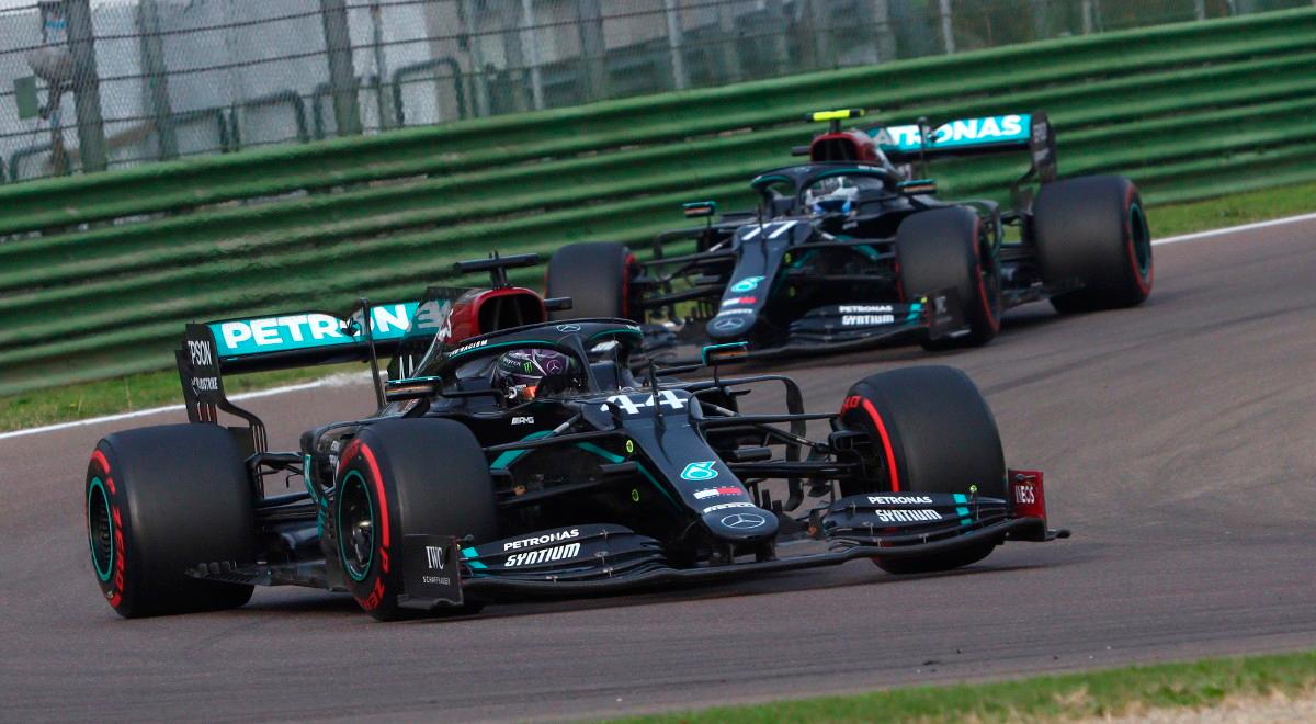 Formuła 1: Mercedes zapewnił sobie kolejny tytuł. Hamilton najszybszy na Imoli 