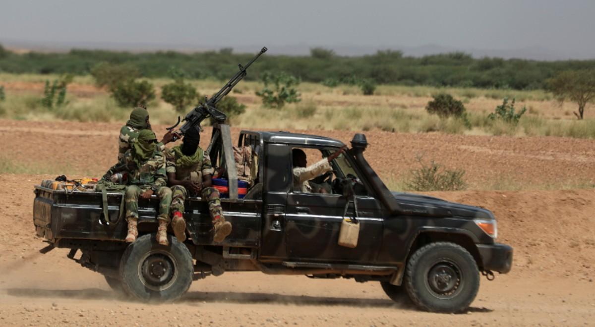 Niger: atak na przedstawiciela władz państwowych. Sześciu żołnierzy zginęło w zasadzce