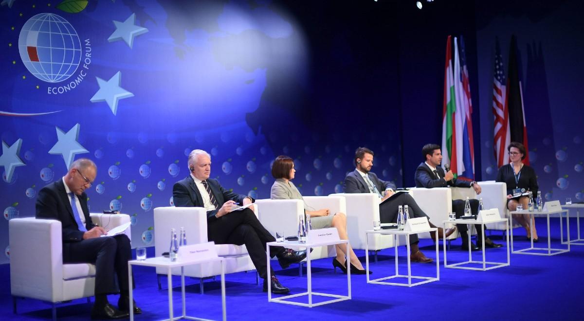 ''Czas przemian. Europa u progu nowej dekady'' - sesja plenarna podczas XXX Forum Ekonomicznego w Karpaczu